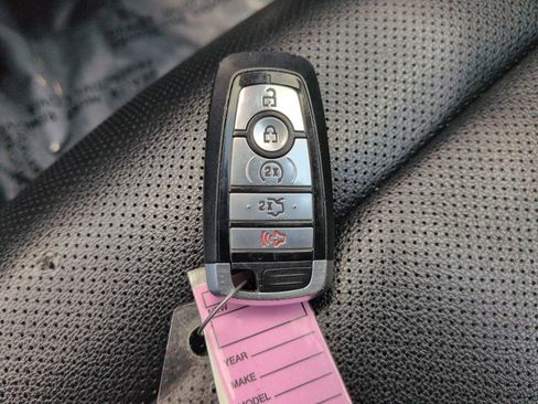 Used 2021 Ford Mustang Premium RWD image 32