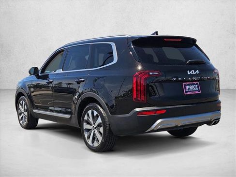 Used 2022 Kia Telluride S FWD image 7