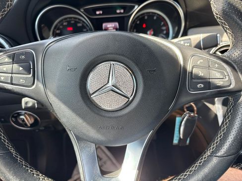 Used 2018 Mercedes-Benz CLA 250 4MATIC image 34