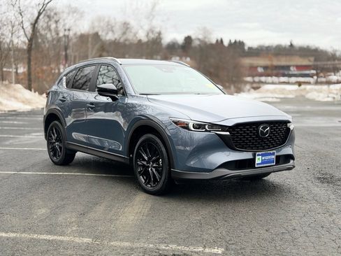 Used 2023 MAZDA CX-5 Carbon Edition image 8