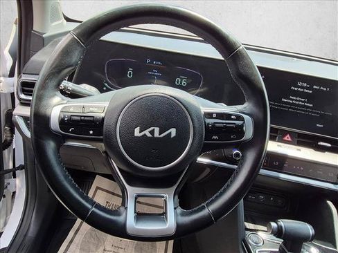 Used 2023 Kia Sportage EX FWD image 14