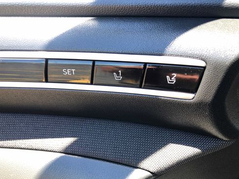 Used 2024 Hyundai Tucson Limited AWD/4WD image 16