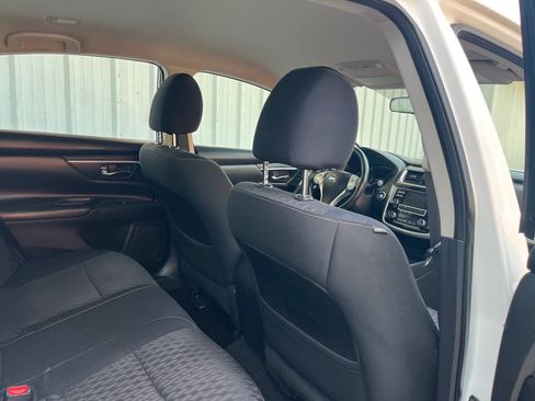 Used 2018 Nissan Altima 2.5 SV image 17