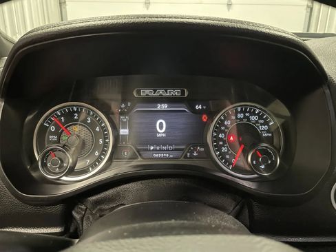 Used 2019 RAM 1500 Laramie image 27