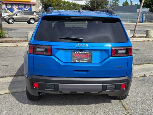 New 2026 Jeep Cherokee Laredo image 5