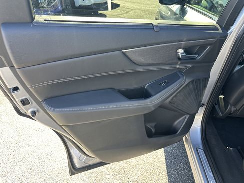 Certified 2022 Acura MDX SH-AWD w/ Advance Package image 25