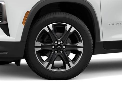 New 2027 Chevrolet Traverse LT w/ Sun and Wheel Package AWD/4WD image 15