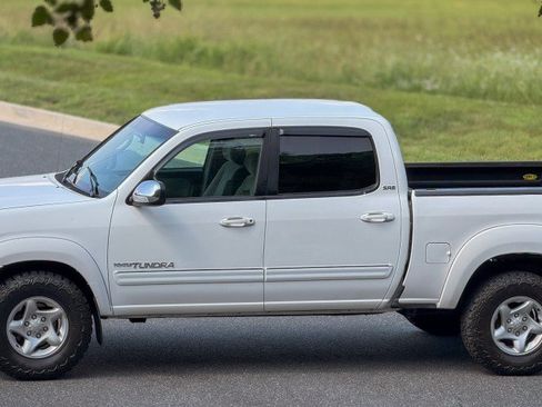 Used 2004 Toyota Tundra SR5 w/ TRD Off-Road Pkg AWD/4WD image 7
