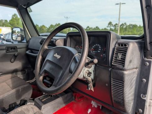 Used 2005 Jeep Wrangler Sport AWD/4WD image 19