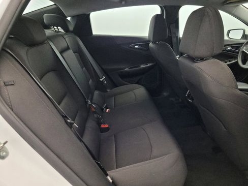 Used 2022 Chevrolet Malibu LT FWD image 19