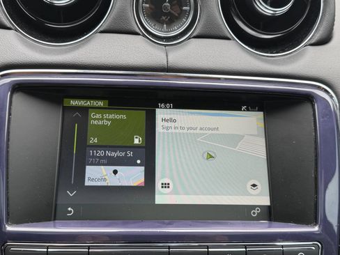 Used 2016 Jaguar XJ R-Sport RWD image 13