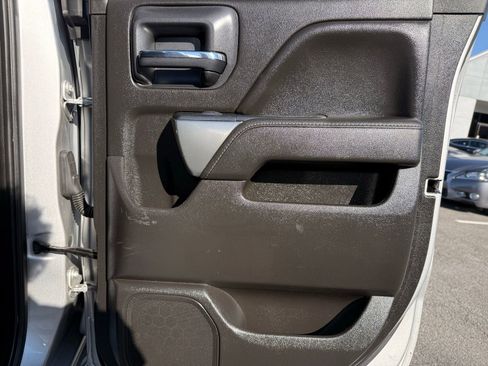 Used 2019 Chevrolet Silverado 1500 LT image 27