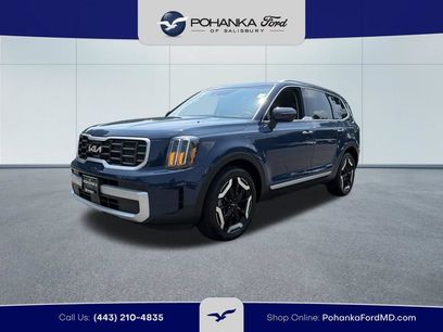 Used 2024 Kia Telluride S w/ S Sunroof Package