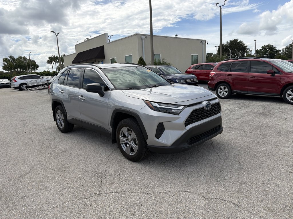 Used 2024 Toyota RAV4 LE AWD/4WD image 2