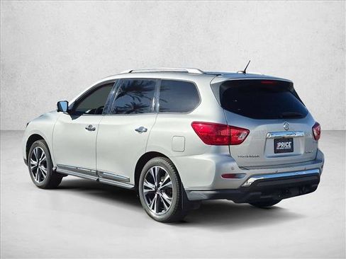 Used 2017 Nissan Pathfinder Platinum w/ Cargo Package FWD image 7