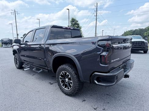 Used 2023 Chevrolet Silverado 1500 ZR2 w/ Technology Package AWD/4WD image 7