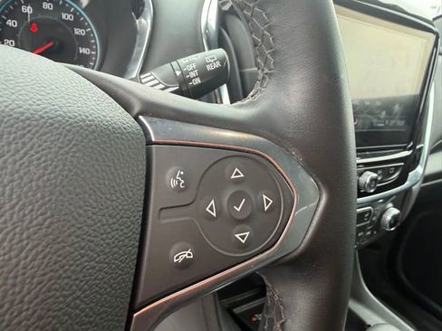 Used 2023 Chevrolet Traverse LT image 26