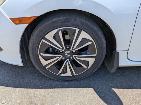 Used 2017 Honda Civic EX-T image 19