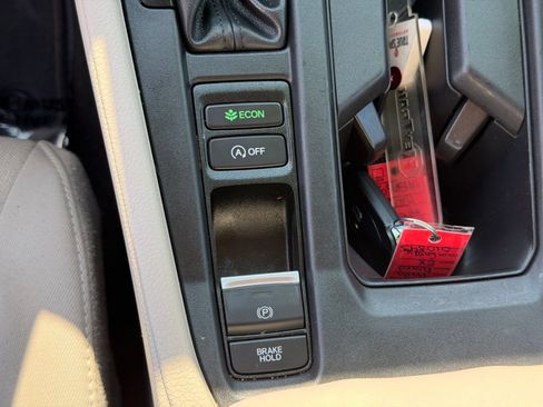 Used 2024 Honda Accord EX image 23