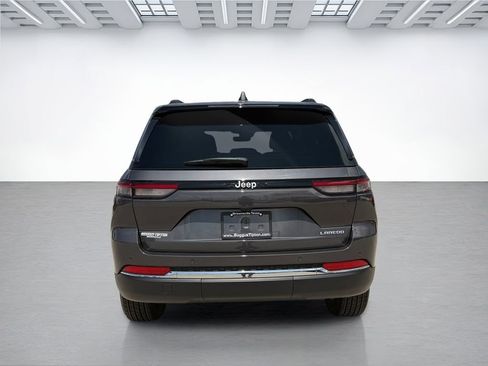 New 2026 Jeep Grand Cherokee Laredo RWD image 4