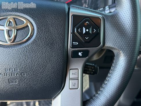 Used 2020 Toyota 4Runner SR5 RWD image 35