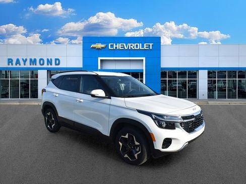 Certified 2025 Kia Seltos S AWD/4WD image 1