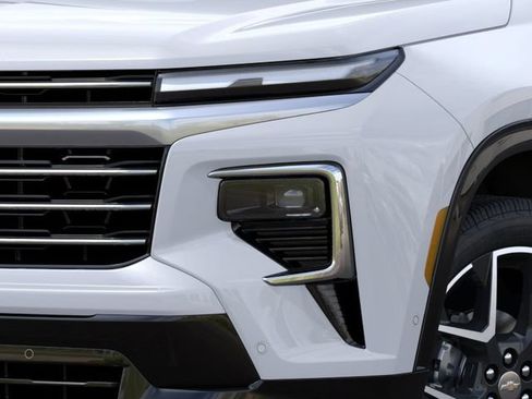 New 2026 Chevrolet Traverse High Country w/ LPO, Floor Liner Package AWD/4WD image 10