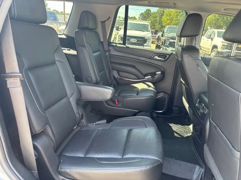 Used 2018 GMC Yukon SLT w/ Premium Edition AWD/4WD image 20