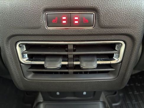 Used 2025 Lincoln Corsair Reserve w/ Equipment Group 202A image 22