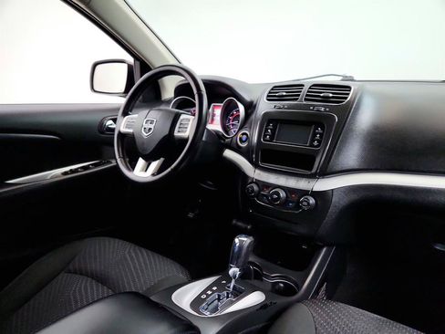 Used 2019 Dodge Journey SE w/ Premium Group FWD image 24
