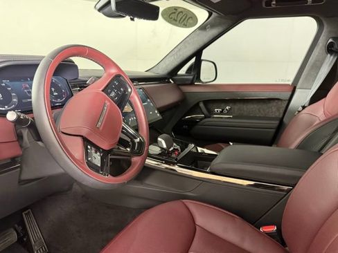 Used 2025 Land Rover Range Rover Sport Autobiography AWD/4WD image 6