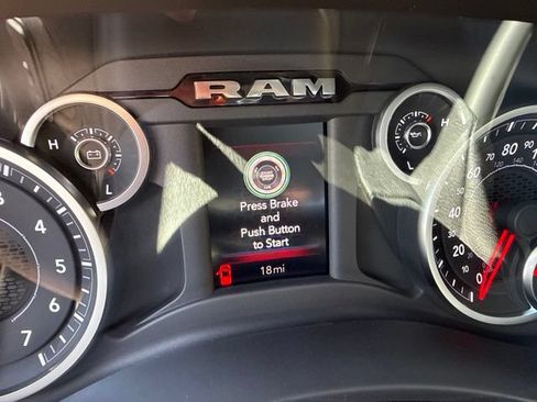 Used 2025 RAM 2500 Big Horn AWD/4WD image 17