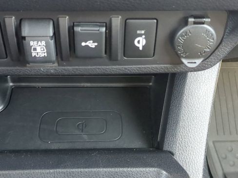 Used 2023 Toyota Tacoma TRD Off-Road image 28