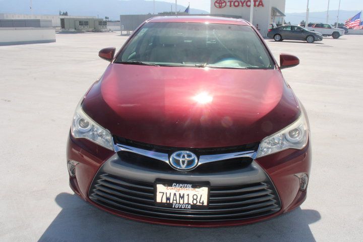 Used 2017 Toyota Camry XLE w/ Moonroof Package FWD image 7