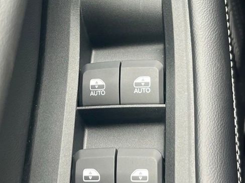 New 2025 Jeep Grand Cherokee Laredo w/ Trailer Tow Package image 6