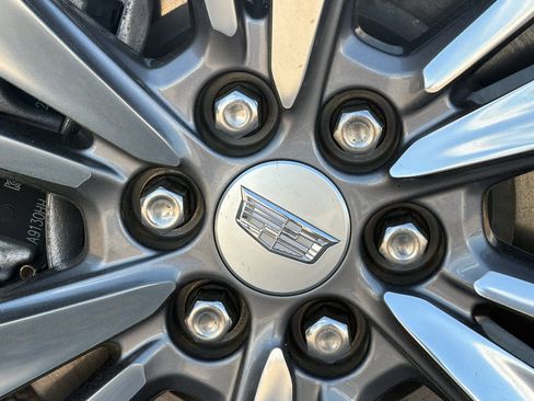 Used 2021 Cadillac XT6 Premium Luxury AWD/4WD image 10