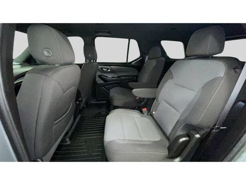Used 2023 Chevrolet Traverse LT AWD/4WD image 15