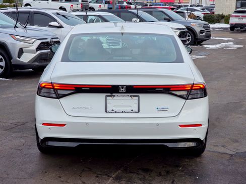 Used 2023 Honda Accord Touring image 15