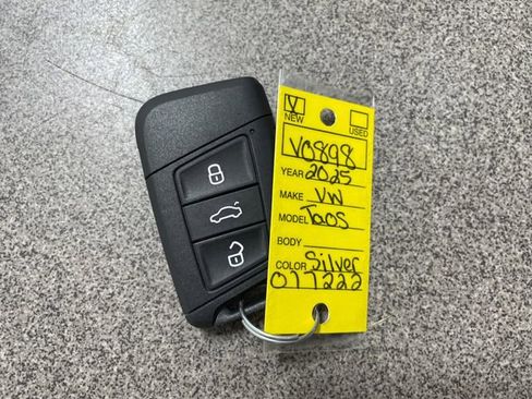 New 2025 Volkswagen Taos S image 25