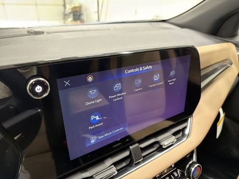 New 2026 Chevrolet Equinox ACTIV w/ Convenience Package III image 29