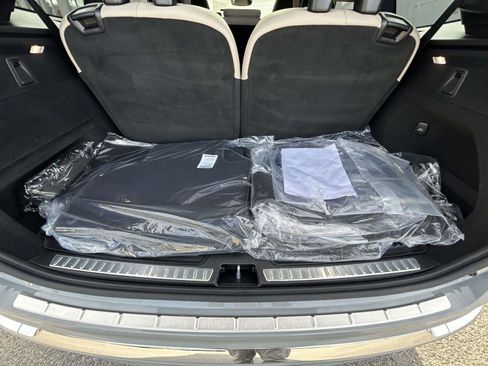 New 2026 Volvo XC90 B6 Plus w/ Protection Package Premier image 17