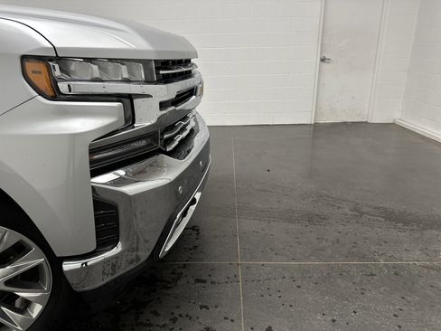Used 2022 Chevrolet Silverado 1500 LTZ w/ LTZ Convenience Package II image 2