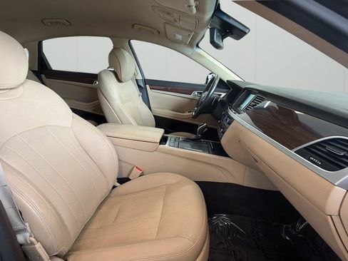 Used 2015 Hyundai Genesis 3.8 AWD/4WD image 14