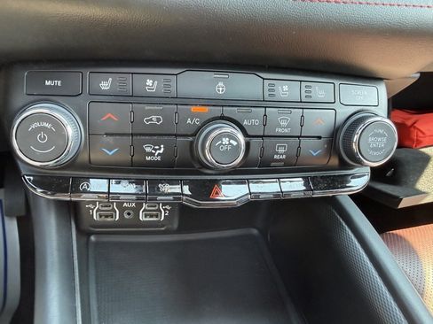 Used 2023 Dodge Durango GT AWD/4WD image 26