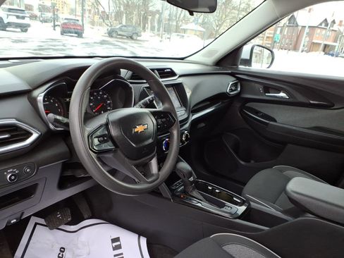 Used 2023 Chevrolet TrailBlazer LT image 10