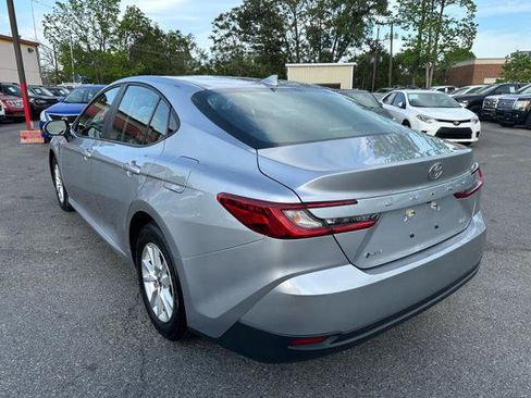 Used 2025 Toyota Camry LE FWD image 7