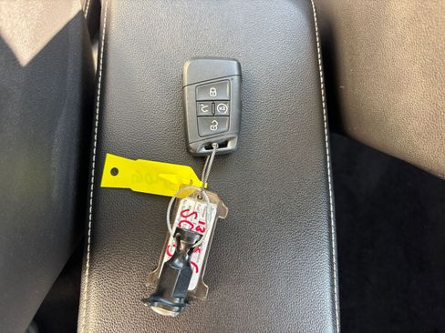 Used 2025 Volkswagen Jetta SE image 22