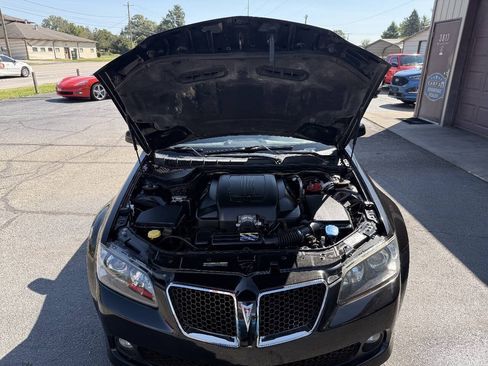 Used 2009 Pontiac G8 w/ Premium Package RWD image 42