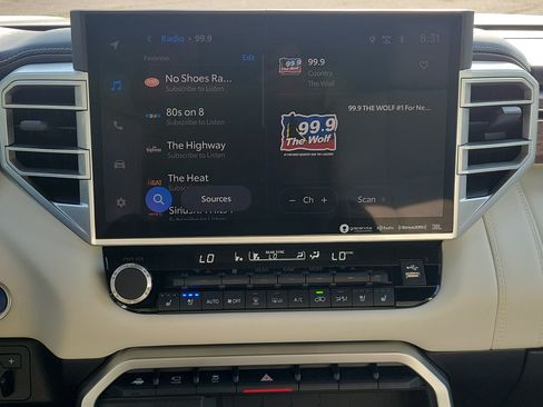 Used 2024 Toyota Sequoia Capstone AWD/4WD image 26
