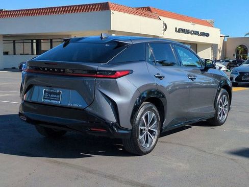 Used 2024 Lexus RZ 300e Premium image 6